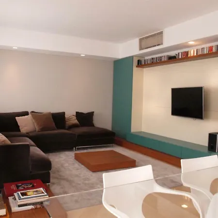 Casa Giulia * Milão